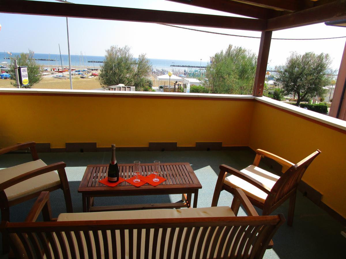 Albergo Primavera Σενιγκάλια Εξωτερικό φωτογραφία