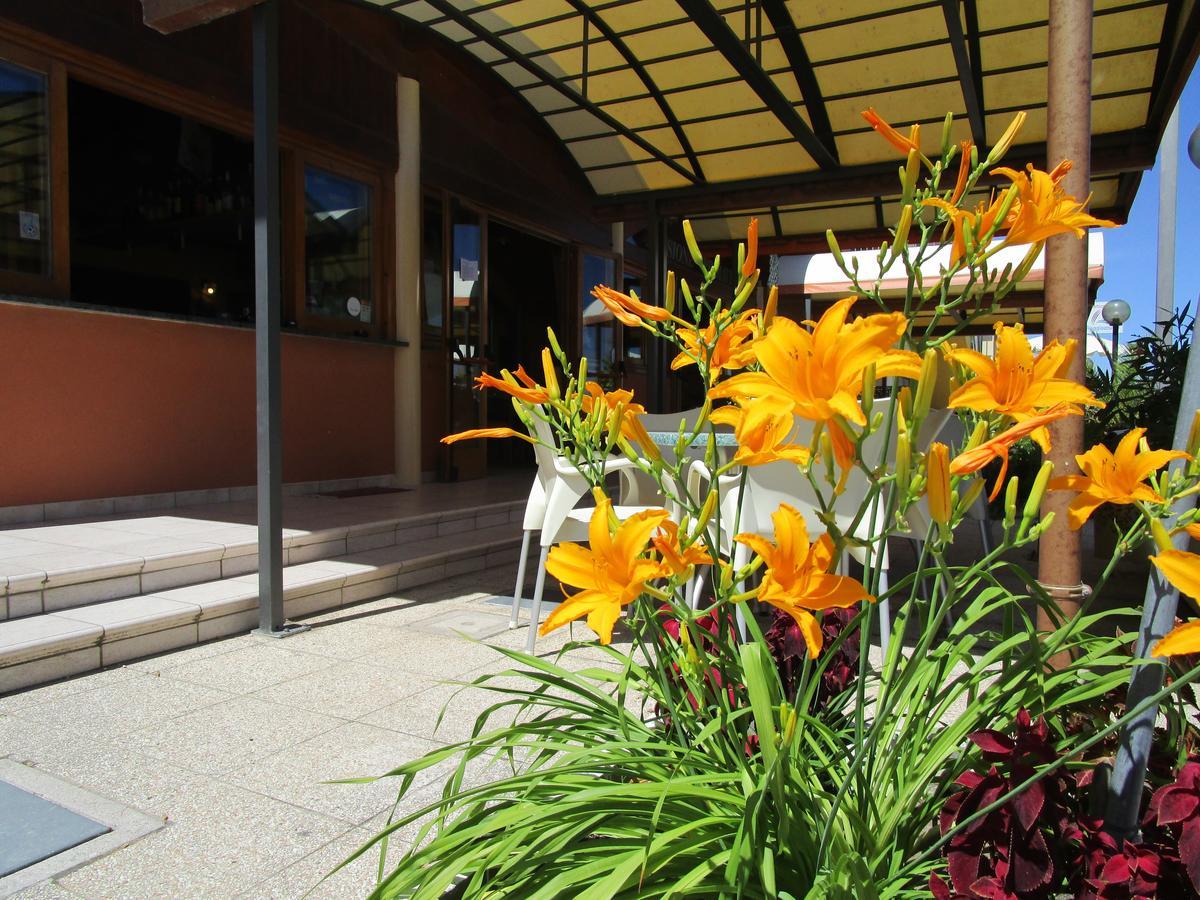 Albergo Primavera Σενιγκάλια Εξωτερικό φωτογραφία