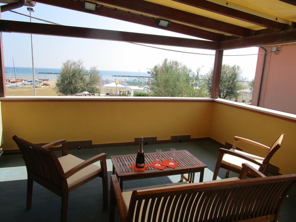 Albergo Primavera Σενιγκάλια Εξωτερικό φωτογραφία