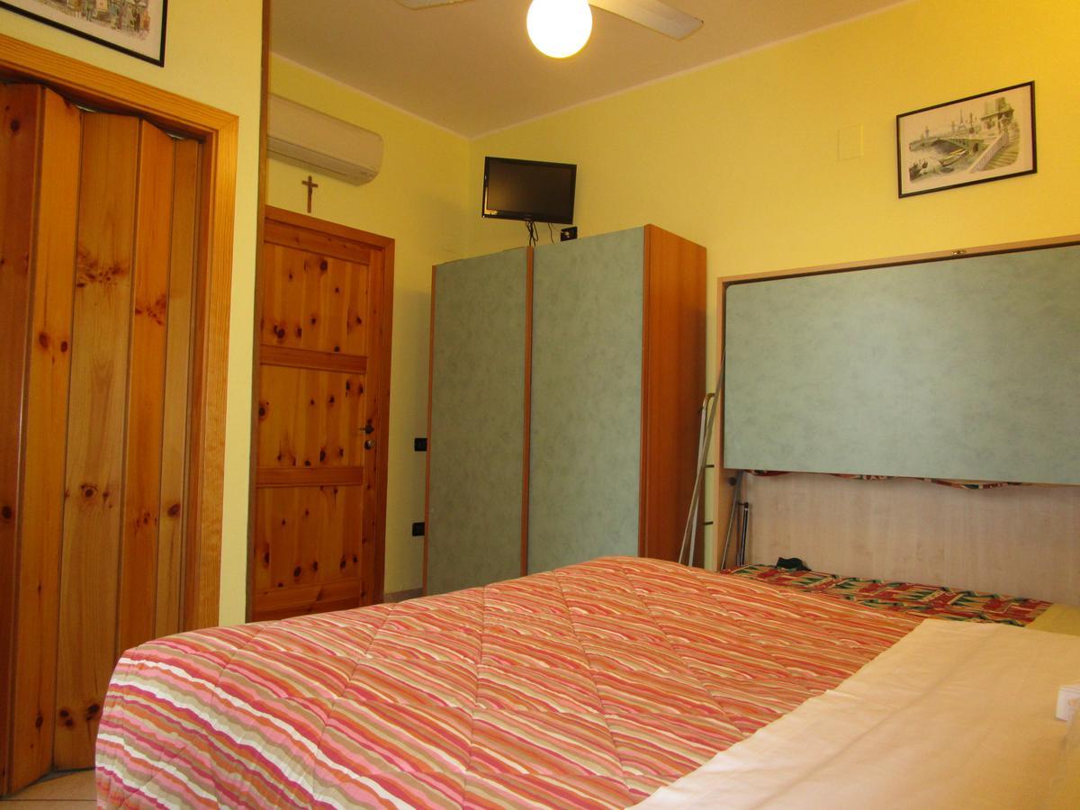 Albergo Primavera Σενιγκάλια Εξωτερικό φωτογραφία